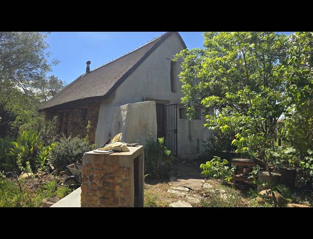 8,627M² FARM FOR SALE IN GREYTON